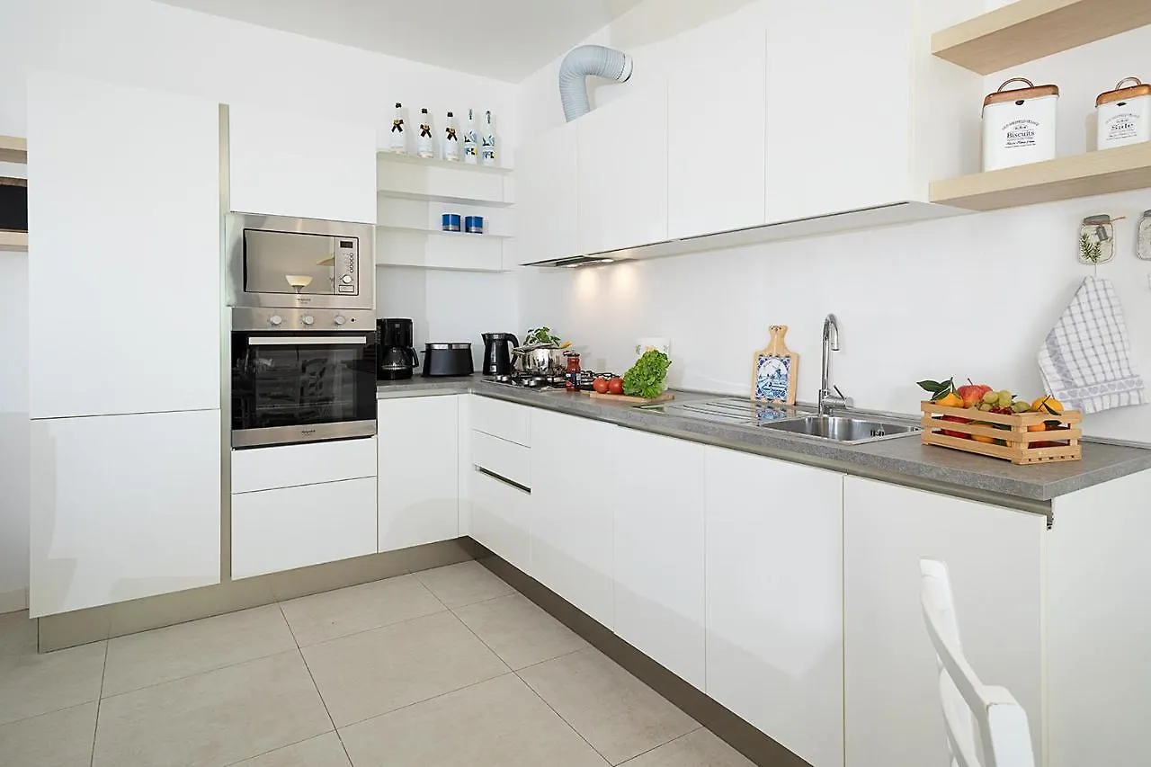 Apartment Brezza Di Lago - Regarda Travel Lazise 0*,  Italy